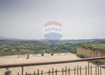 Vista delle montagne - Independent house Piazza San Pietro, Calascibetta - photo 1