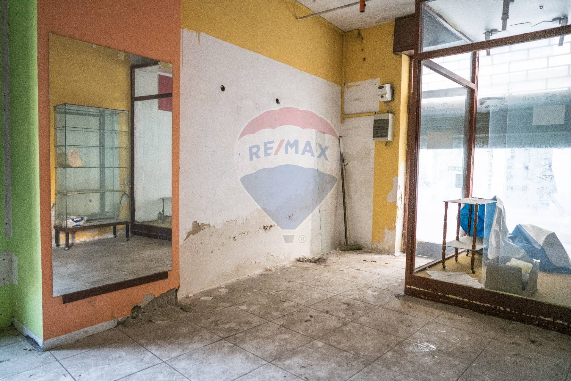 Stanza vuota - Attività Commerciale Via Roma
208, Enna - foto 3