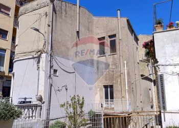 Edificio all\'aperto - Commercial Activity Via Roma
 
208, Enna - photo 12