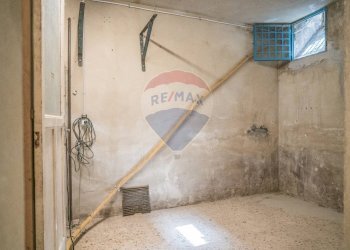 Scale - Locale Commerciale Via Ottavio Catalano
 
57, Enna - foto 8