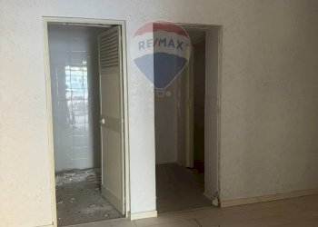 Stanza vuota - Negozio Piazza Nasce'
 
12, Palermo - foto 9