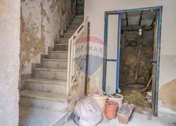 Scale - Independent house Via Mercato
 
162, Enna - photo 18