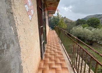 Balcone - Rustico contrada pianetto
 
snc, Santa Cristina Gela - foto 10