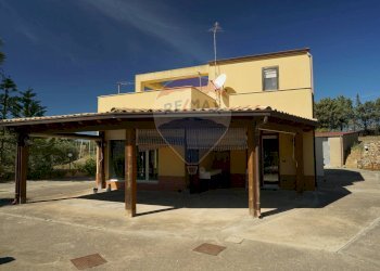 Casa all\'aperto - Villa strada comunale 3 Vuturo, Enna - foto 3