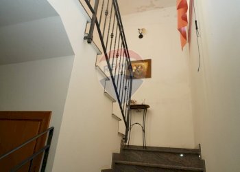 Scale - Villa strada comunale 3 Vuturo, Enna - foto 15