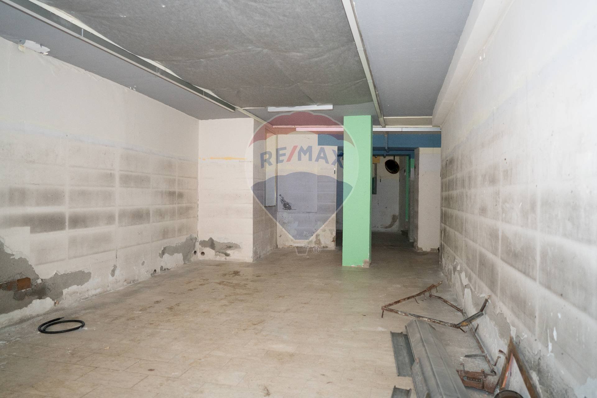 Stanza vuota - Locale Commerciale Via Roma
 
150, Enna - foto 3