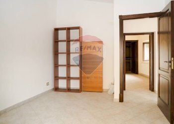 Stanza vuota - Independent house Via Fazzi
 
21, Enna - photo 8