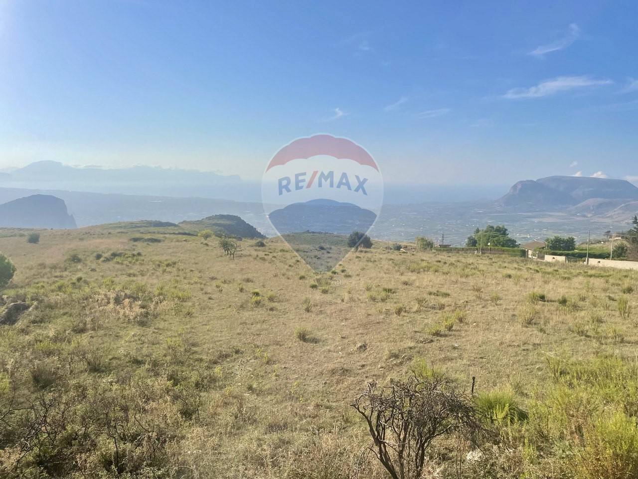 Vista delle montagne - Terreno edificabile Via delle Rose
 
snc, Borgetto - foto 2