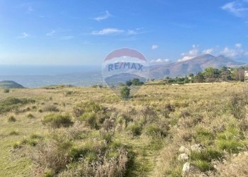 Vista delle montagne - Terreno edificabile Via delle Rose
snc, Borgetto - foto 1