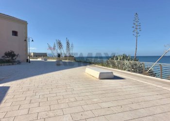 Terrazza - Trilocale Via Benedetto Saputo
 
12, Terrasini - foto 24