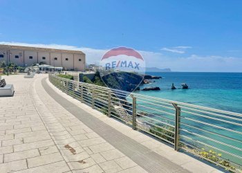 Vista dell\'acqua - Villa Bifamiliare Via Benedetto Saputo
 
12, Terrasini - foto 16