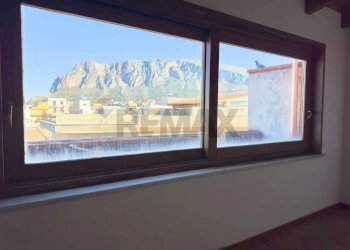 Vista delle montagne - Villa Bifamiliare Via Benedetto Saputo
 
12, Terrasini - foto 4