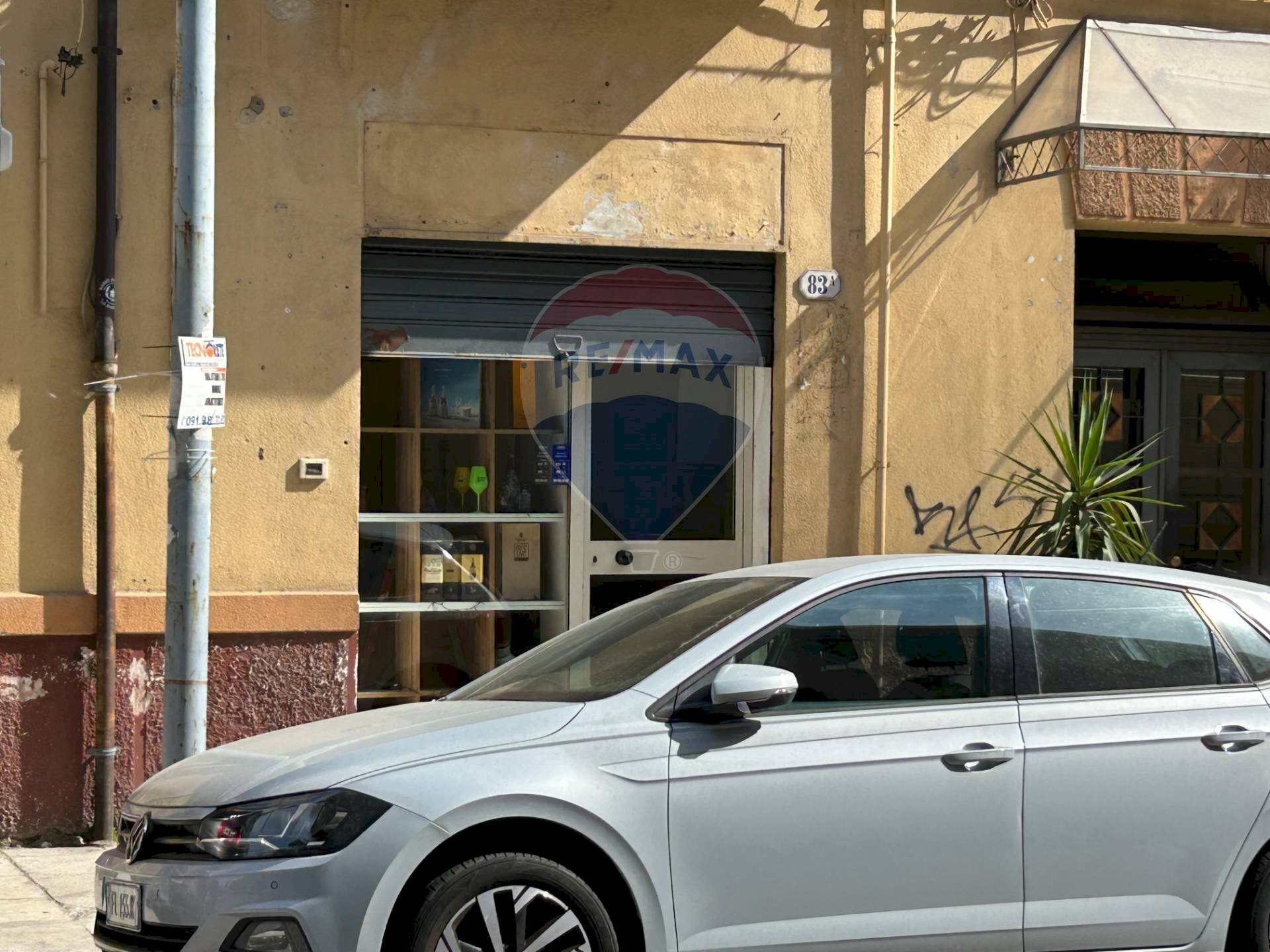 Edificio all\'aperto - Negozio Via Noce
 
83A, Palermo - foto 3