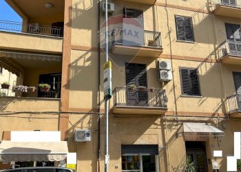 Edificio all\'aperto - Negozio Via Noce
 
83A, Palermo - foto 1