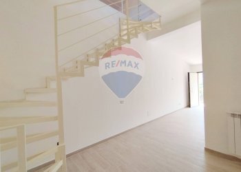 Scale - Casa semi indipendente via michelangelo, Torretta - foto 8