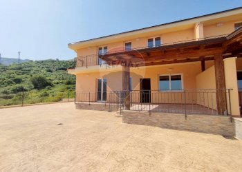 Casa all\'aperto - Casa semi indipendente via michelangelo, Torretta - foto 1