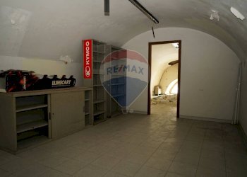 Stanza vuota - Locale Commerciale Corso Sicilia
 
1, Enna - foto 10