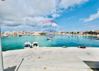 Vista dell\'acqua - Bilocale Lungomare luigi rizzo
 
217, Lampedusa e Linosa - foto 8