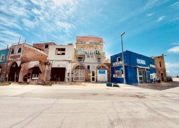Edificio all\'aperto - Bilocale Lungomare luigi rizzo
 
217, Lampedusa e Linosa - foto 23