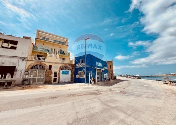 Edificio all\'aperto - Bilocale Lungomare luigi rizzo
 
217, Lampedusa e Linosa - foto 24