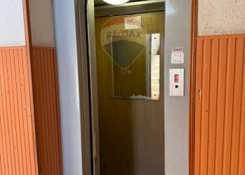 Ricezione / Lobby - Quadrilocale Via Castellana
 
116, Palermo - foto 5