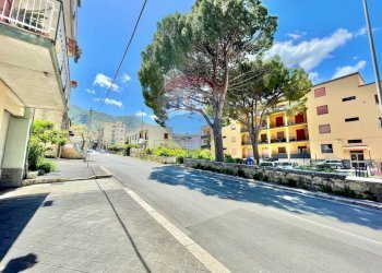 Edificio all\'aperto - Three-room apartment Corso Italia
 
63, Carini - photo 3