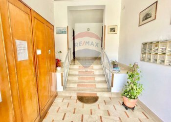 Ricezione / Lobby - Three-room apartment Corso Italia
 
63, Carini - photo 6