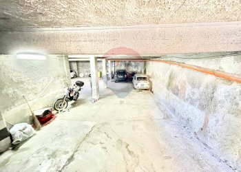 Parcheggio - Three-room apartment Corso Italia
 
63, Carini - photo 28