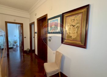 Hall / corridoio - Attico Via Mariano Stabile
 
118b, Palermo - foto 16