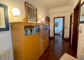 Hall / corridoio - Attico Via Mariano Stabile
 
118b, Palermo - foto 17