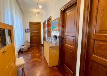 Hall / corridoio - Attico Via Mariano Stabile
 
118b, Palermo - foto 42