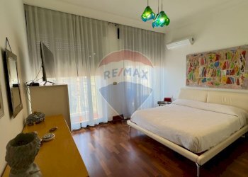 Camera / camera da letto - Attico Via Mariano Stabile
 
118b, Palermo - foto 54