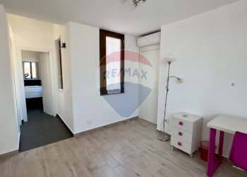 Camera / camera da letto - Attico Via Mariano Stabile
 
118b, Palermo - foto 73