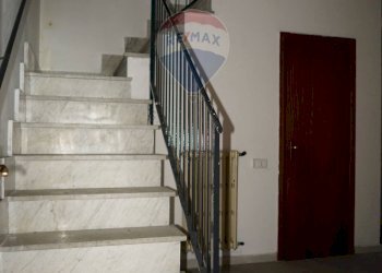 Scale - Locale Commerciale Corso Sicilia
 
1, Enna - foto 3