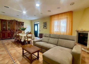 Foto 11 - Independent house via Ugo Foscolo
 
31, Moscufo - photo 11