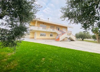 Foto 3 - Casa semi indipendente Contrada Arenaro
 
13, Francavilla al Mare - foto 3