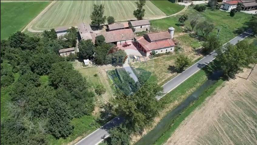 Documenti - Rustico Strada consortile
 
34, Collecchio - foto 1