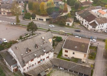 Edificio all\'aperto - Hotel Piazza Maria Pallini, sorbolo levante
 
1, Brescello - photo 5
