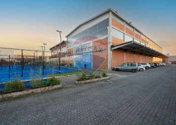 Edificio all\'aperto - Capannone Via Enrico Fermi
 
5, Fontevivo - foto 2