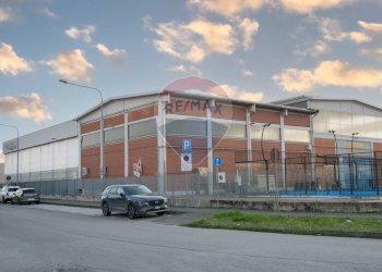 Edificio all\'aperto - Capannone Via Enrico Fermi
 
5, Fontevivo - foto 8