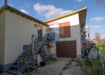 Casa all\'aperto - Casa semi indipendente Strada Cornazzano
 
136, Parma - foto 3