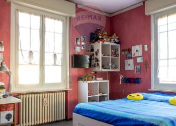 Camera / camera da letto - Casa semi indipendente Strada Cornazzano
 
136, Parma - foto 17