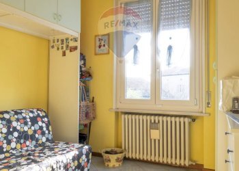 Camera / camera da letto - Casa semi indipendente Strada Cornazzano
 
136, Parma - foto 18