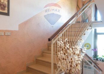 Scale - Casa semi indipendente Strada Cornazzano
 
136, Parma - foto 19