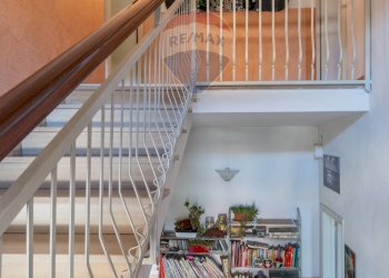 Scale - Casa semi indipendente Strada Cornazzano
 
136, Parma - foto 20