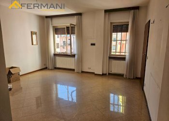 Foto 2 - Three-room apartment San Benedetto del Tronto - photo 2