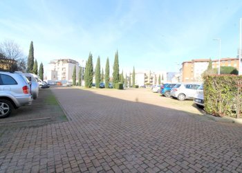 Foto 1 - Box via Leopoldo Pellas
 
17, Firenze - foto 1