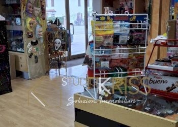 Foto 7 - Commercial Activity Pontelagoscuro, Ferrara - photo 7