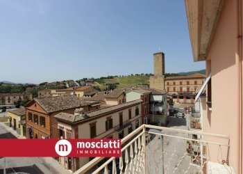 Foto 13 - Bilocale Corso Italia
 
19, Castelraimondo - foto 13