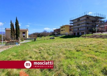 Foto 1 - Terreno edificabile Aldo Moro, Esanatoglia - foto 1